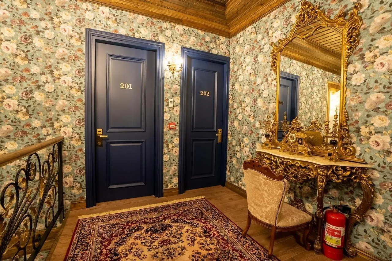 Castle Boutique Hotel 地拉那 0*,