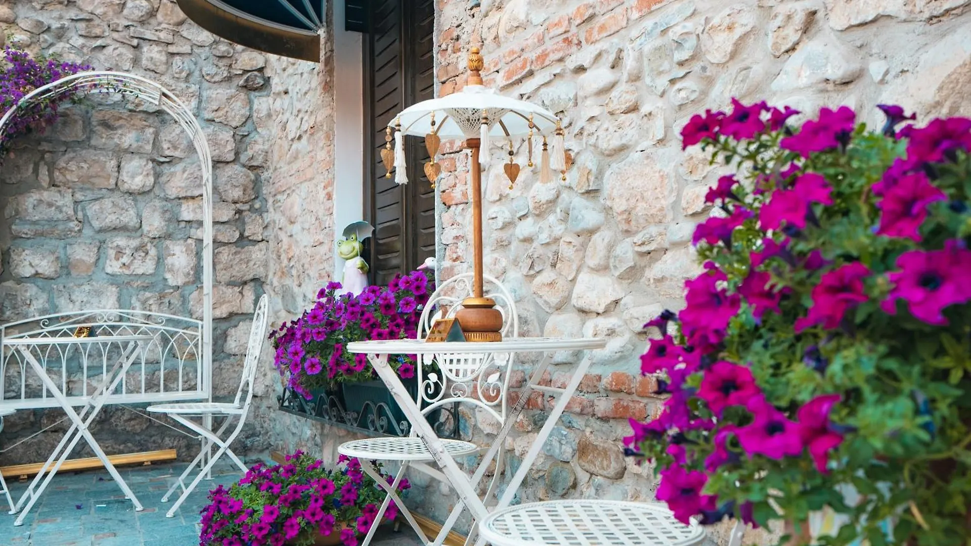 Castle Boutique Hotel Tirana Albánie
