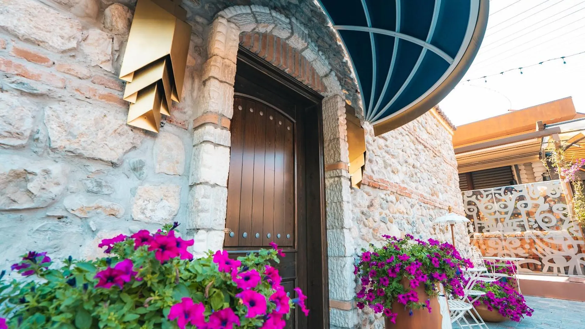 Castle Boutique Hotel Tirana